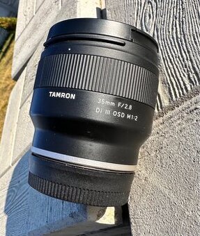 Objektyv  Tamron a Sigma