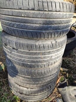 4ks 245/45 r17 letné Goodyear