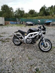 Suzuki SV650 - 1