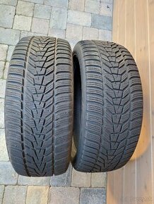 Predám 2ks zimné pneumatiky HANKOOK 215/45 r18 - 1