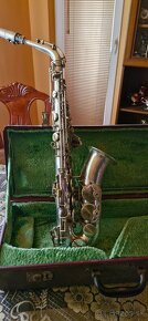 Predám alt saxofon Toneking Amati Kraslice - 1