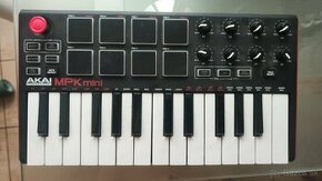 AKAI MPK mini