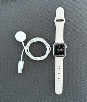 Predám Apple Watch 5 40mm