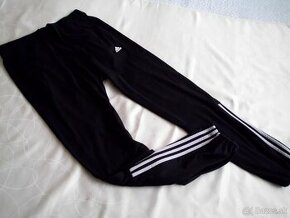 Adidas pánske uni tepláky  M