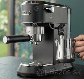 PÁKOVÝ KÁVOVAR Delonghi - Dedica EC685.BK - 1