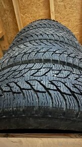 Pneu zimne Nokian 285/70 R17