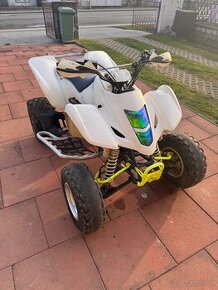 Suzuki LTZ 400