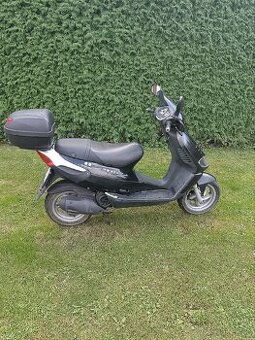 Skuter Piaggio 125