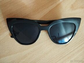 Čierne slnečné okuliare Shein