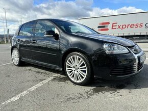 VW Golf R32