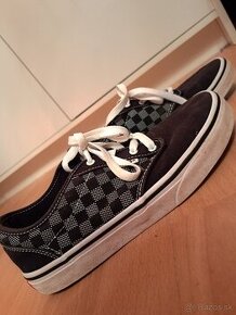 Tenisky značky Vans