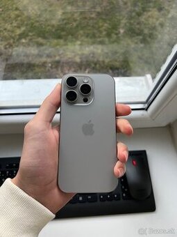 iPhone 16 PRO 256GB - ZÁRUKA - KOMPLET PRÍSLUŠENSTVO