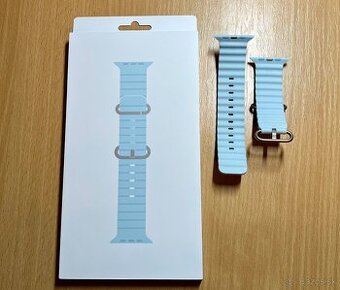 Apple Watch 49mm Ice Blue Natural Titanium Ocean Band