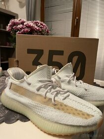 yeezy 350.. - 1