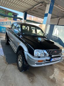 Mitsubishi L200