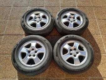 Pneu 215/65 R16 - 4 ks letné + 2 ks rezerva leto/zima