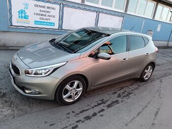 KIA CEED, 2014 GOLD