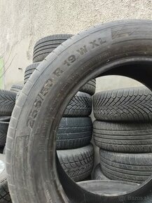 Predám letné jazdené pneumatiky 225/50 R19 Continental Conti