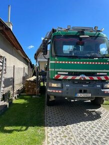 Predám Renault kerax  hakovy nosič s hydraulickou rukou