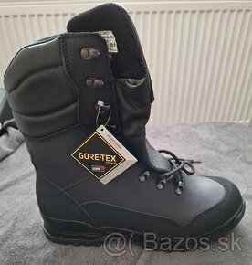 Zasahova trekova obuv Gore tex do extremnej zimy