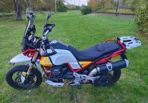 Moto Guzzi V85TT E4 2020 - 1