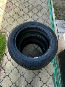 Pneu 215/55 R17 matador nordica