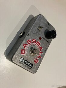 ELECTRO-HARMONIX BASSBALLS - Basgitarový efekt