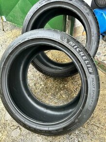 Michelin Pilot Sport 4 S 295 35 r19 a 255/40 r19 - 1