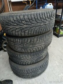 215/65R16 - 1