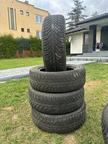 Predam 215/65 R17 zimne pneumatiky - 1