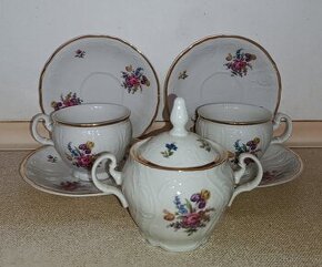 Rôzne drobnosti z sád porcelánu Bohemia