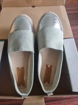 Nove espadrilky v. 37