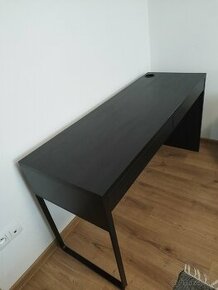Pracovný stôl Ikea