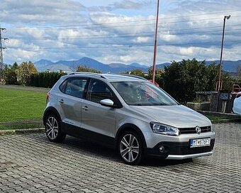 Predám VW Polo Cross 1.2 TSI, 77 kW, r. v. 2011