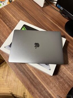 MacBook Pro 13” M2 2022 (8GB RAM, 256GB SSD) - 1