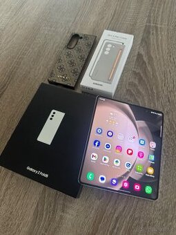 Samsung Galaxy Z Fold 5