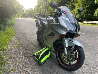 Honda VFR800 vtec