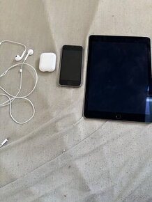 Ipad air 2, iphone se 2016, airpods 1, earpods