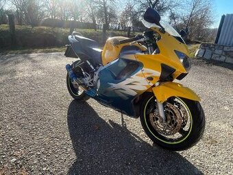 HONDA CBR 600F4