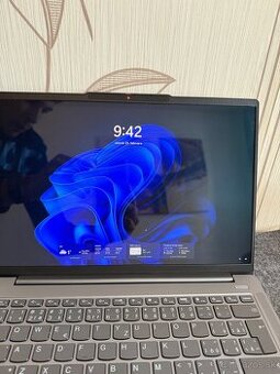 Notebook Lenovo IdeaPad Pro 5 14AHP9 záruka 27 mes