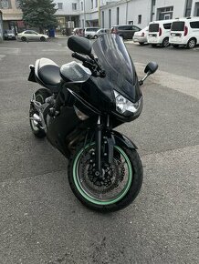 Kawasaki ER6-F