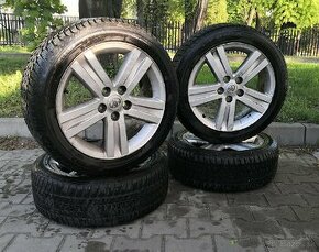 Zimní Kola 5x114,3 Avensis Auris Prius RAV4 215/50R17