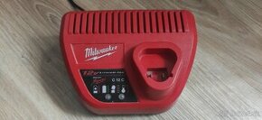 Milwaukee M12 C12C nabijačka