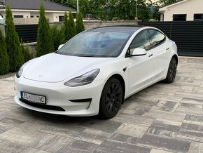 Tesla 3