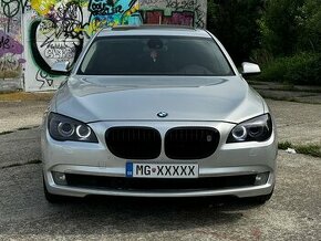 BMW 730dL F02 - 1