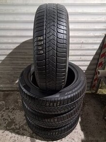 Pirelli zimné 205/60/R17