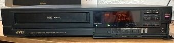 JVC HR-D521EE .... videorekorder....