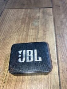 JBL go2