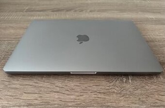 MacBook Pro M1