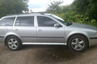 Vymením avto na Nissan x-trail,Nissan Pathfinder